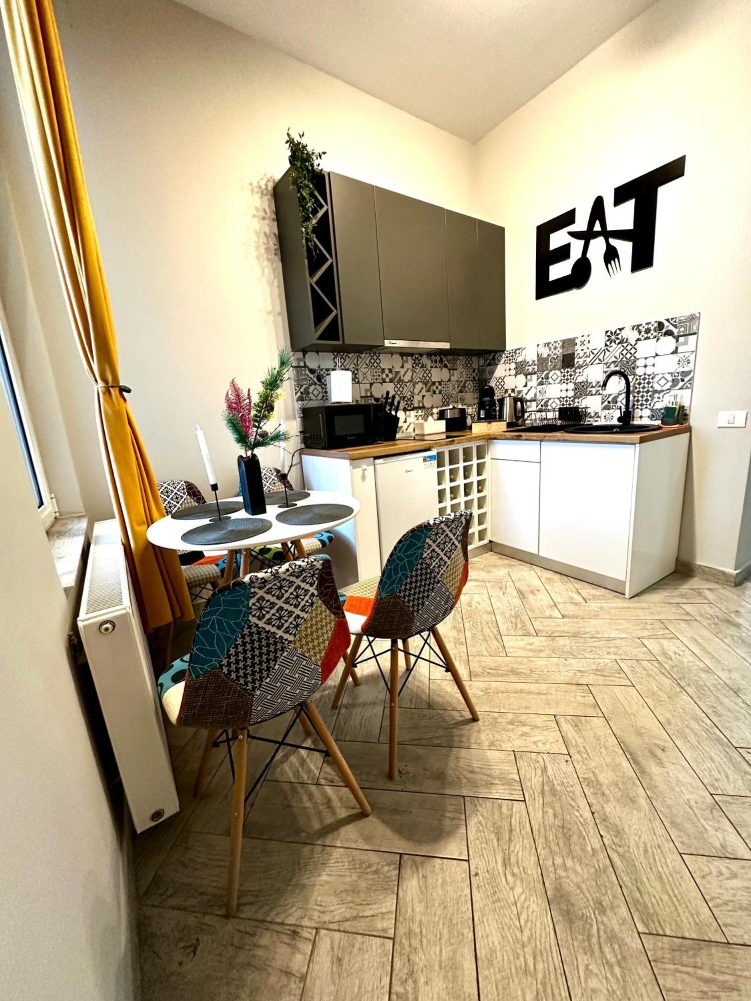 Stay Inn Central Brasov Apartments Braşov Exterior foto